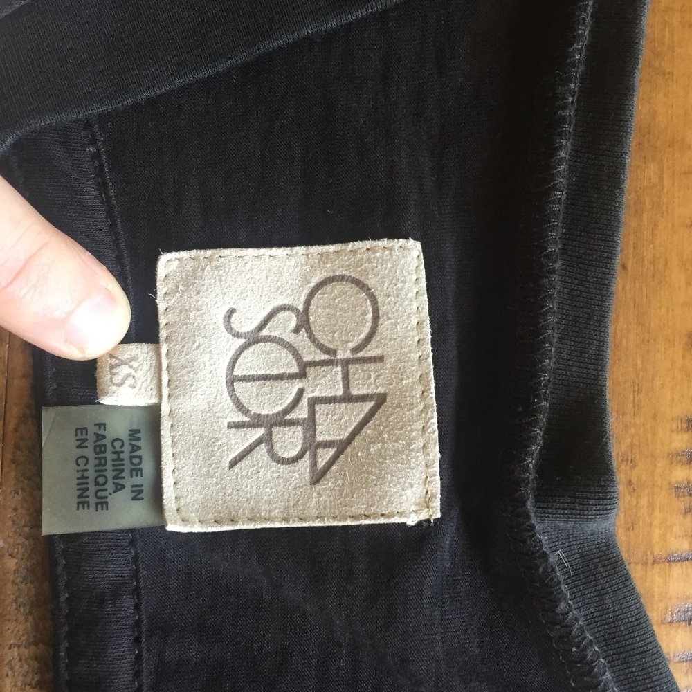 Top - Picture 4 of 5